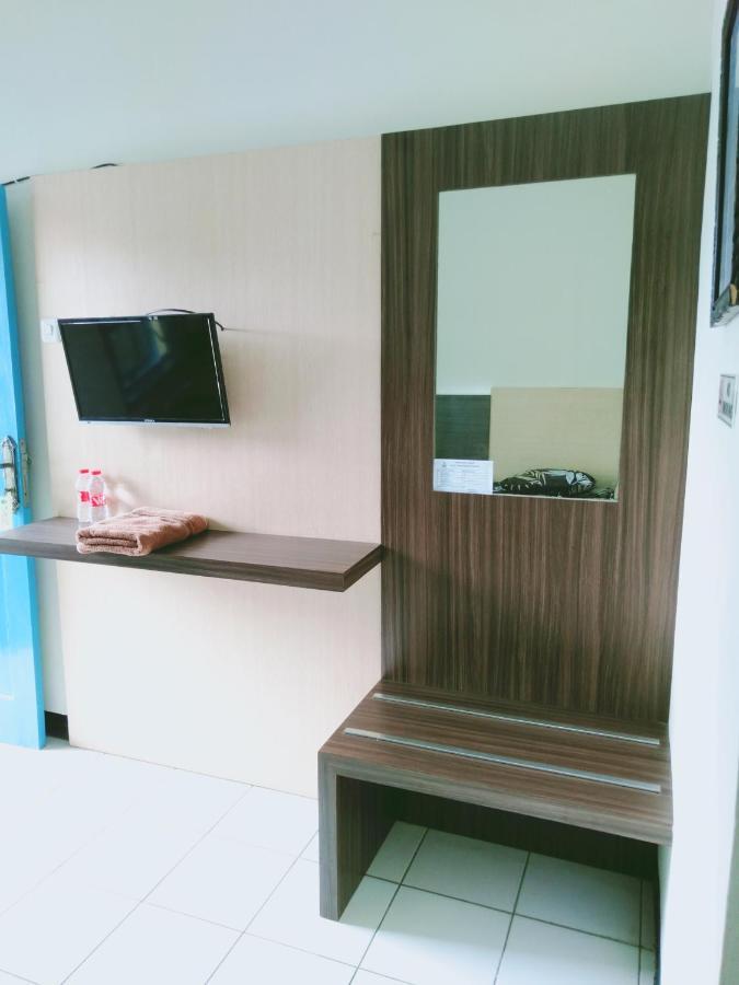 Hotel Taman Indah Madiun Exterior photo