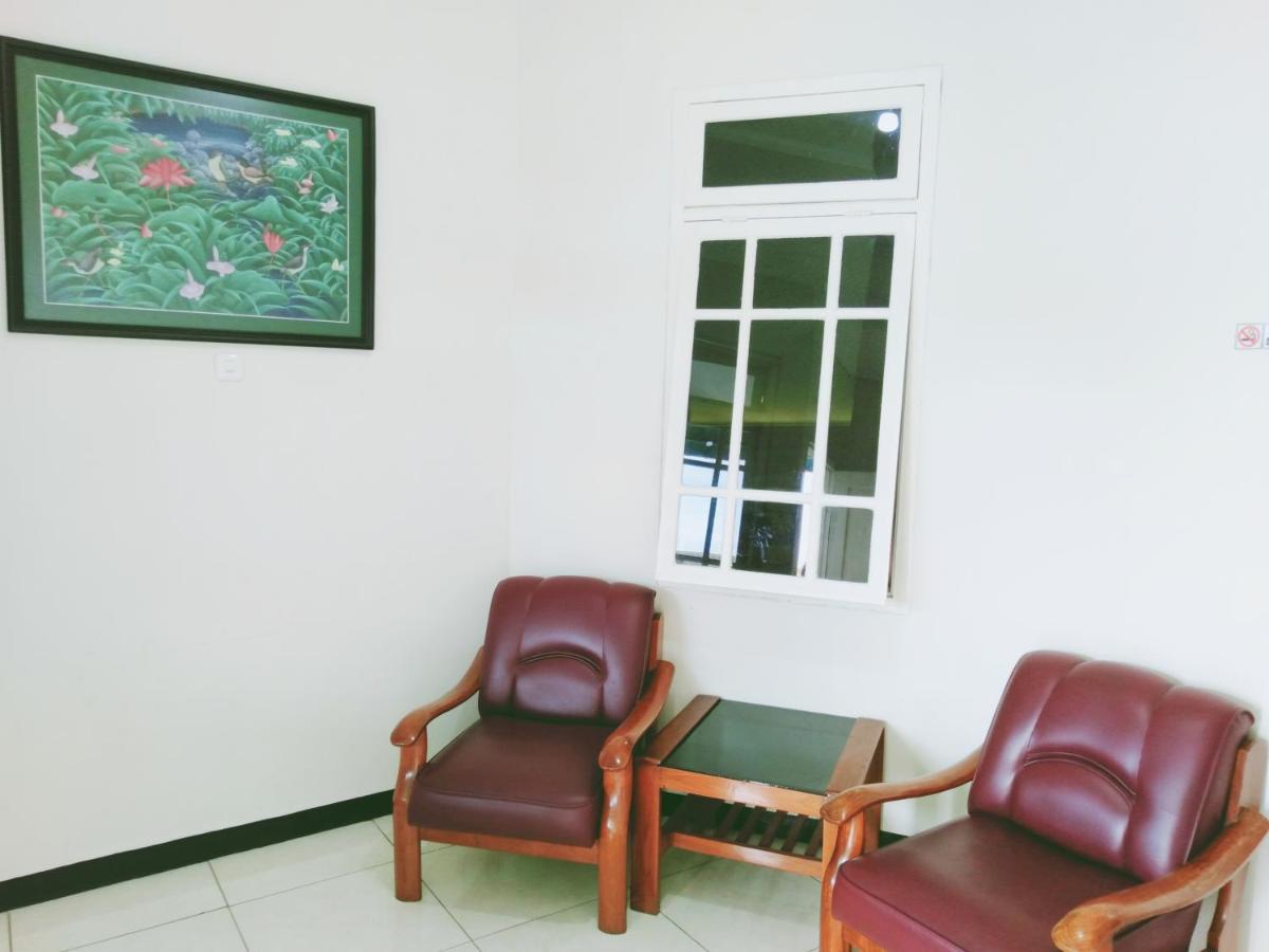 Hotel Taman Indah Madiun Exterior photo