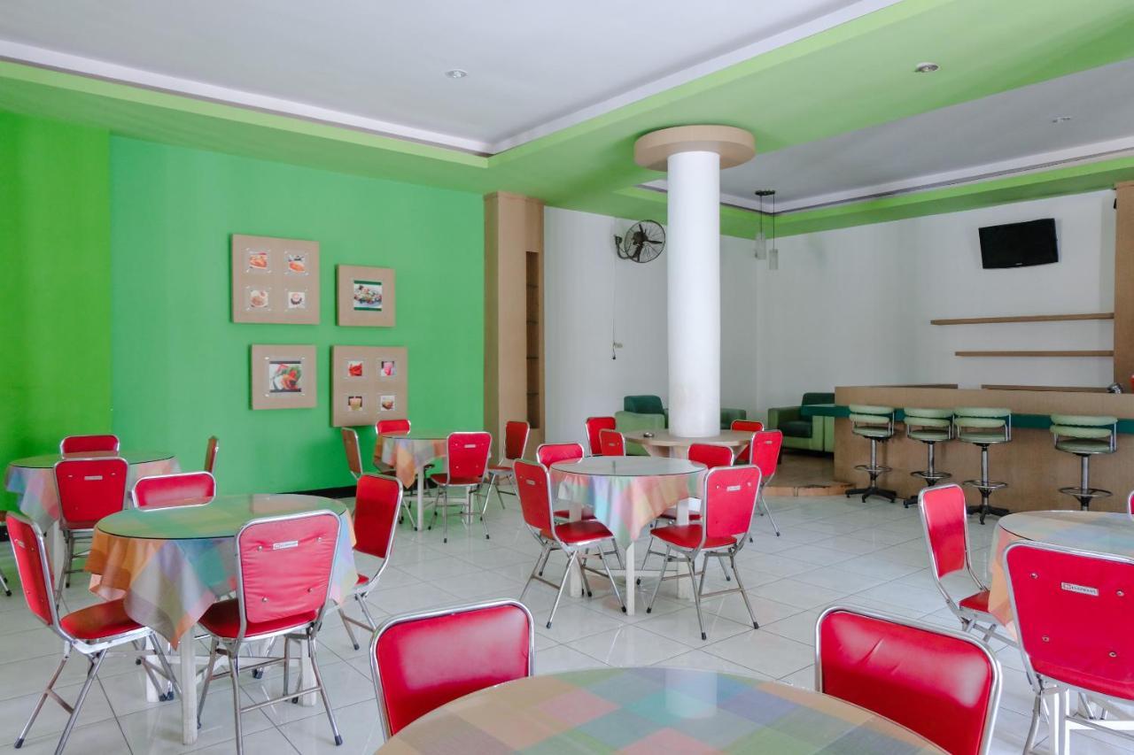 Hotel Taman Indah Madiun Exterior photo